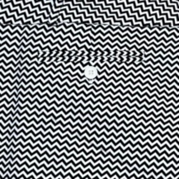 New York & company | Woman’s shorts size 18 - Picture 4 of 6